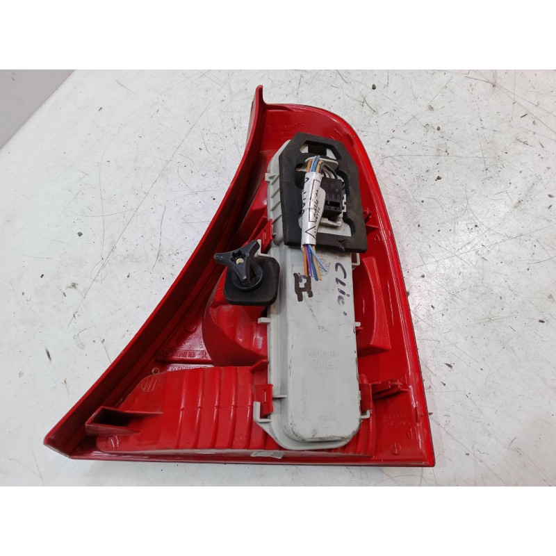 Recambio de piloto trasero izquierdo para renault clio ii (bb_, cb_) 1.2 (bb0a, bb0f, bb10, bb1k, bb28, bb2d, bb2h, cb0a,... ref