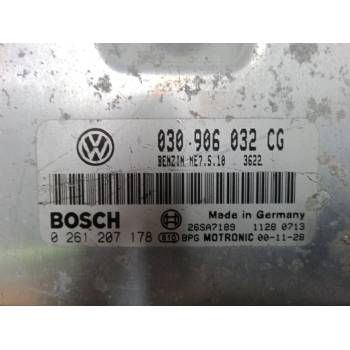 CENTRALITA MOTOR UCE 030906032CG 26SA7189 0261207178