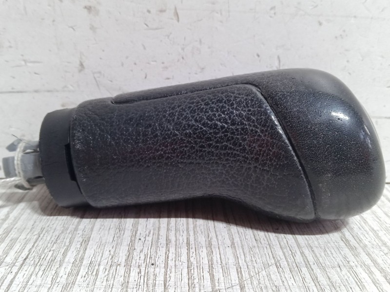 Recambio de pomo palanca cambio para volkswagen polo (9n_, 9a_) 1.4 tdi referencia OEM IAM   