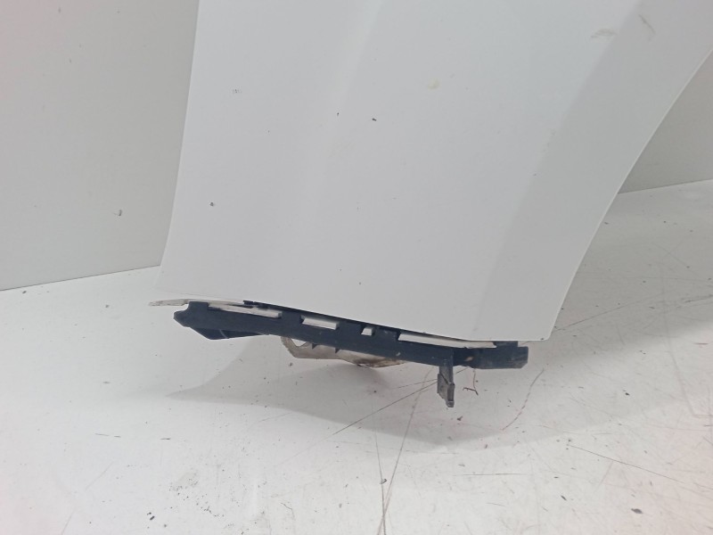 Recambio de aleta delantera izquierda para ford galaxy ii (wa6) 2.0 tdci referencia OEM IAM   