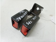 Recambio de anclaje cinturon trasero derecho para opel astra j (p10) 1.6 (68) referencia OEM IAM