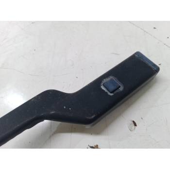 BRAZO LIMPIA DELANTERO IZQUIERDO 