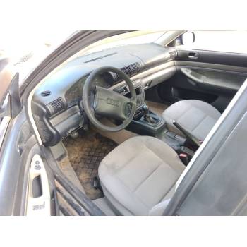 AUDI A4 B5 AVANT (8D5)