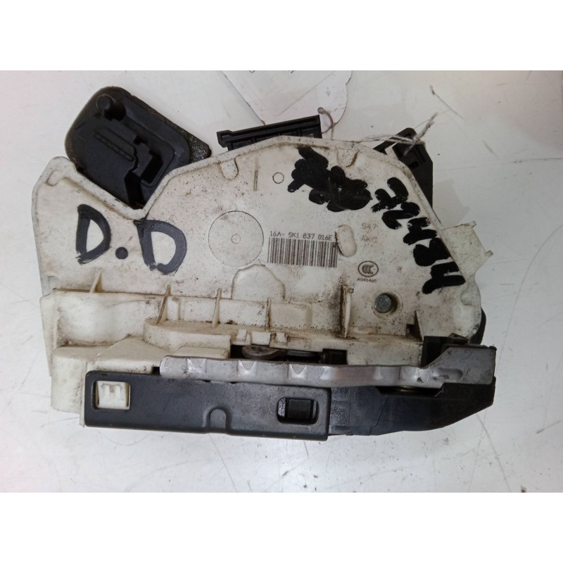 Recambio de cerradura puerta delantera derecha para volkswagen golf vii (5g1, bq1, be1, be2) 1.6 tdi referencia OEM IAM 5K183701