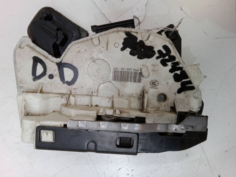 Recambio de cerradura puerta delantera derecha para volkswagen golf vii (5g1, bq1, be1, be2) 1.6 tdi referencia OEM IAM 5K183701