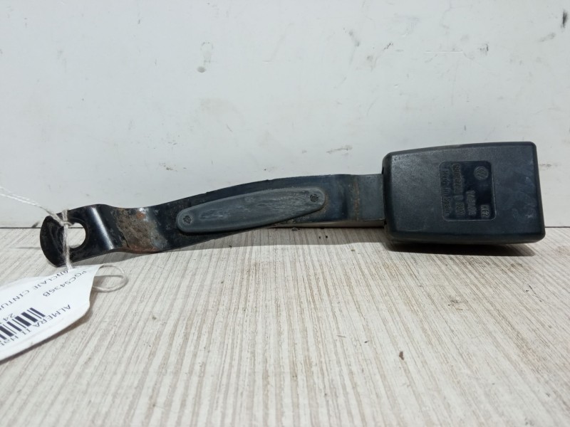 Recambio de anclaje cinturon delantero derecho para nissan almera ii hatchback (n16) 2.2 di referencia OEM IAM 6Q0857756  