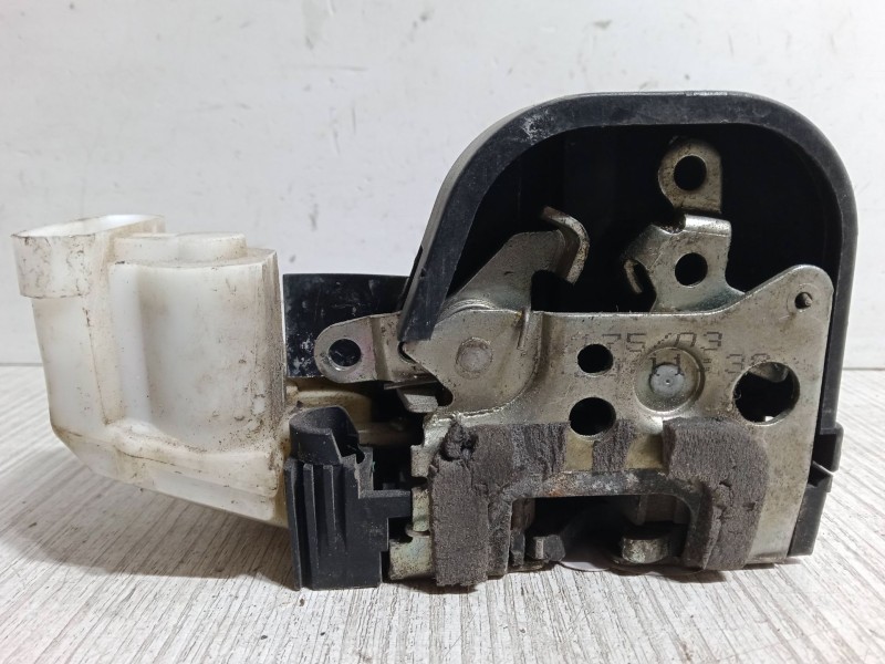 Recambio de cerradura puerta delantera derecha para alfa romeo 147 (937_) 1.6 16v t.spark eco (937.axa1a, 937.bxa1a) referencia 