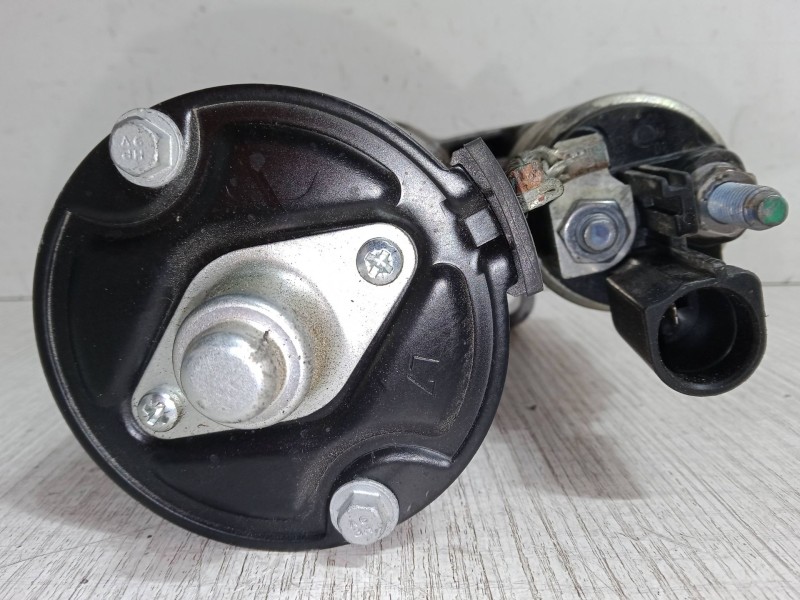 Recambio de motor arranque para volkswagen polo (9n_, 9a_) 1.4 tdi referencia OEM IAM 0986020300  