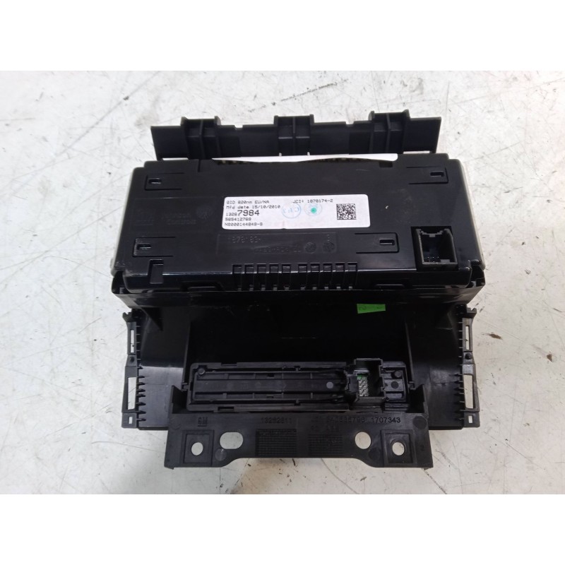 Recambio de pantalla interior reloj para opel astra j (p10) 1.6 (68) referencia OEM IAM 13267984  565412769