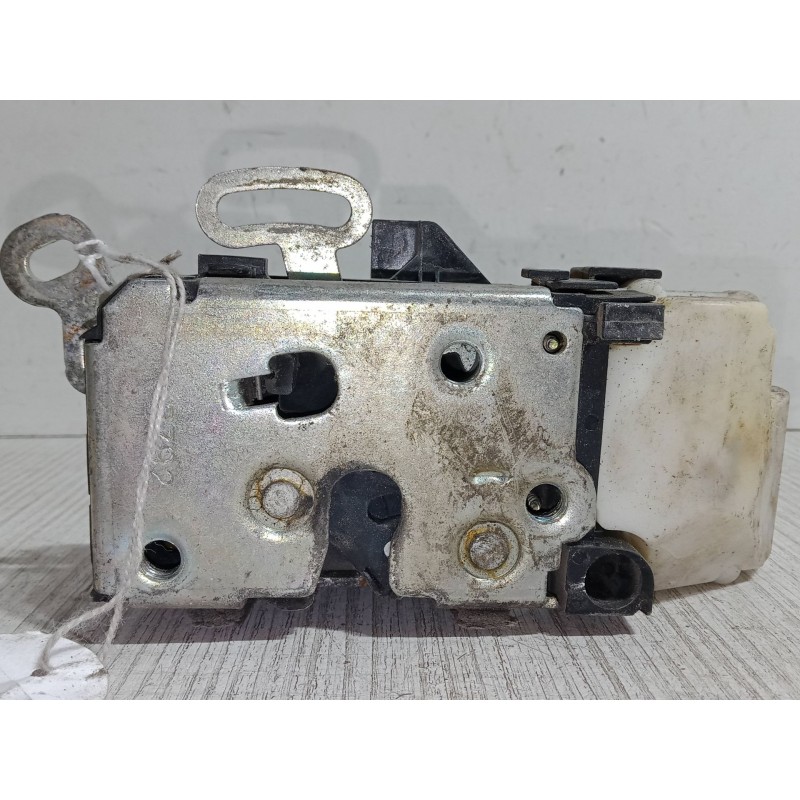 Recambio de cerradura puerta delantera derecha para alfa romeo 147 (937_) 1.6 16v t.spark eco (937.axa1a, 937.bxa1a) referencia 