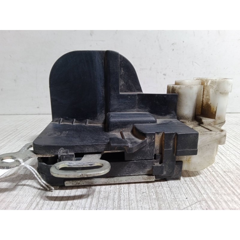 Recambio de cerradura puerta delantera derecha para alfa romeo 147 (937_) 1.6 16v t.spark eco (937.axa1a, 937.bxa1a) referencia 