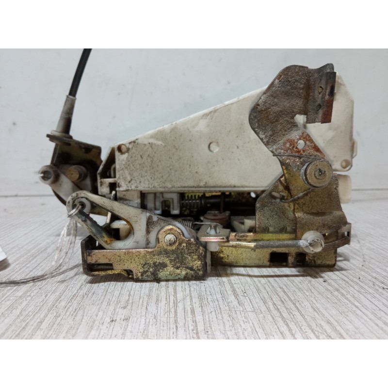 Recambio de cerradura puerta delantera izquierda para ford escort v descapotable (all) 1.4 i referencia OEM IAM   