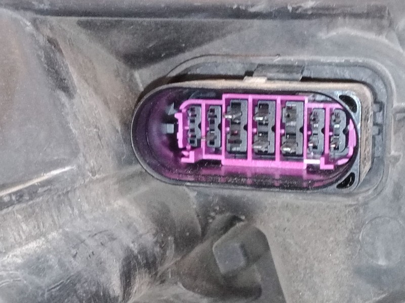 Recambio de faro izquierdo para ford galaxy ii (wa6) 2.0 tdci referencia OEM IAM 6M2113W030AL  1EJ00925001