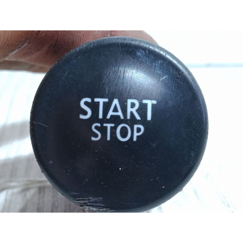 Recambio de boton start/stop para renault megane iii hatchback (bz0/1_, b3_) 1.5 dci referencia OEM IAM   