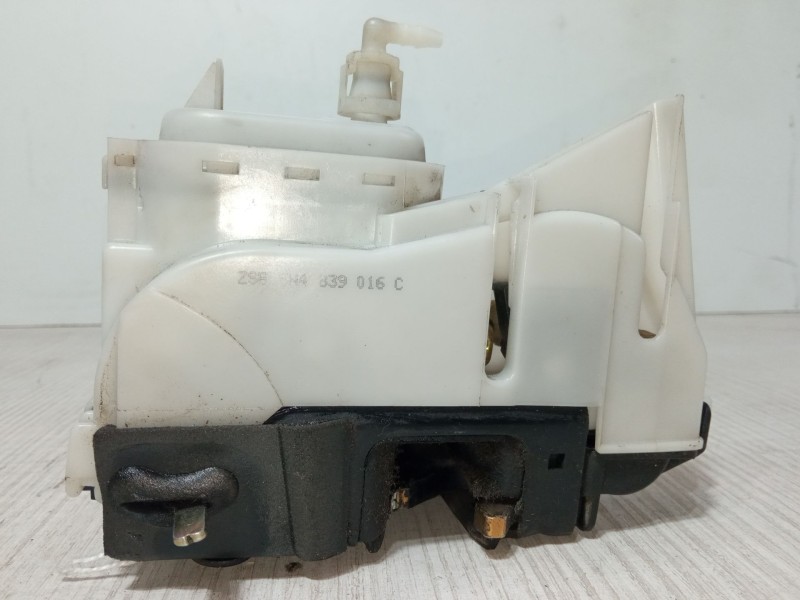 Recambio de cerradura puerta trasera derecha para volkswagen polo (6n2) 1.4 referencia OEM IAM ZSB6N4839016C 1HM 862 154A 