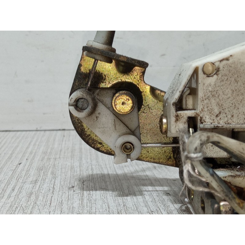 Recambio de cerradura puerta delantera izquierda para ford escort v descapotable (all) 1.4 i referencia OEM IAM   