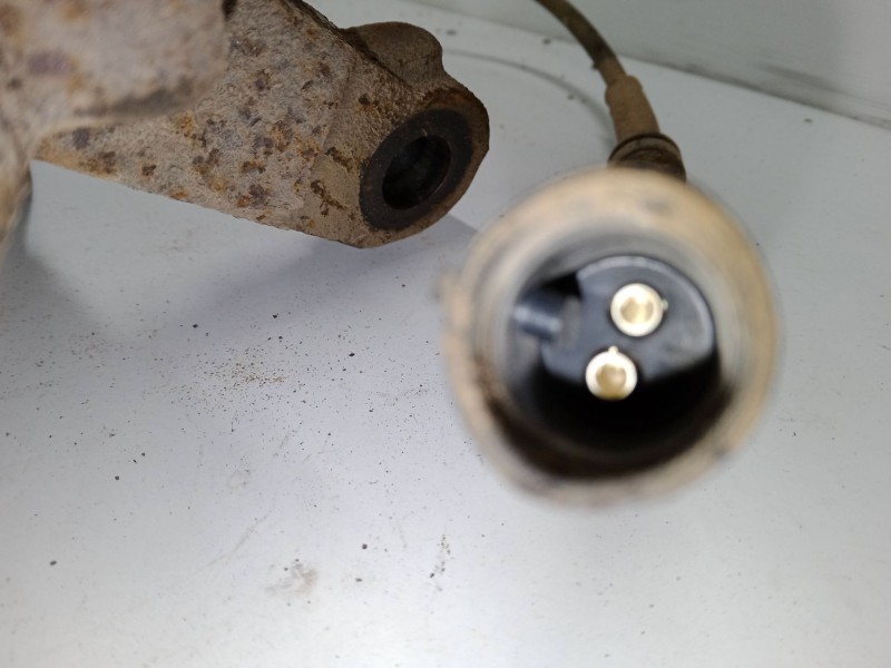 Recambio de mangueta delantera izquierda para renault scénic i monospace (ja0/1_, fa0_) 1.6 (ja00, ja16, ja15, ja19, ja1v, ja2b,