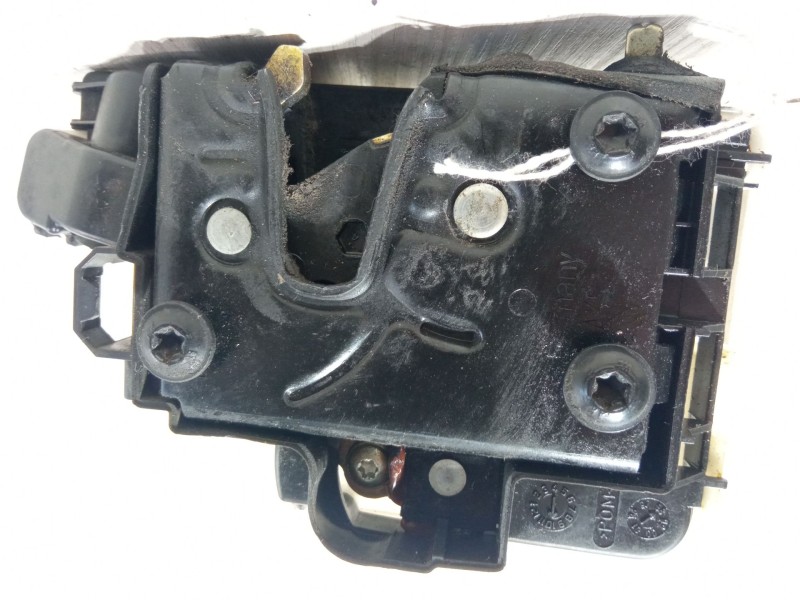 Recambio de cerradura puerta trasera izquierda para volkswagen polo (6n2) 1.4 referencia OEM IAM ZSB6N4839015C  