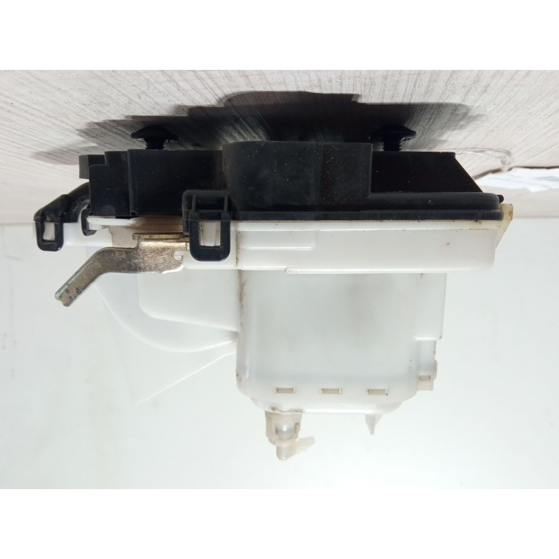 Recambio de cerradura puerta trasera izquierda para volkswagen polo (6n2) 1.4 referencia OEM IAM ZSB6N4839015C  