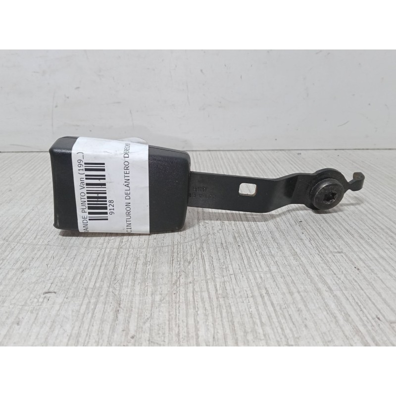Recambio de anclaje cinturon delantero derecho para fiat grande punto van (199_) 1.3 jtd multijet (199cxc1a) referencia OEM IAM 