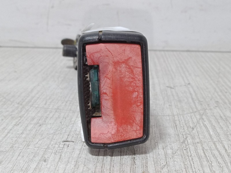 Recambio de anclaje cinturon delantero derecho para fiat grande punto van (199_) 1.3 jtd multijet (199cxc1a) referencia OEM IAM 