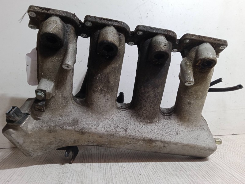 Recambio de colector admision para skoda octavia i (1u2) 1.8 t referencia OEM IAM 06A133223P  