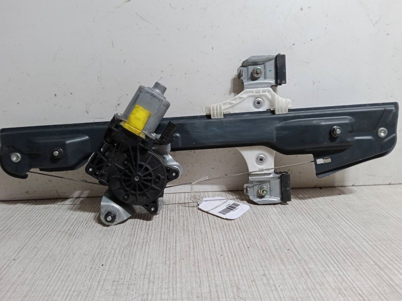 Recambio de elevalunas electrico delantero izquierdo para ssangyong tivoli 1.6 referencia OEM IAM   