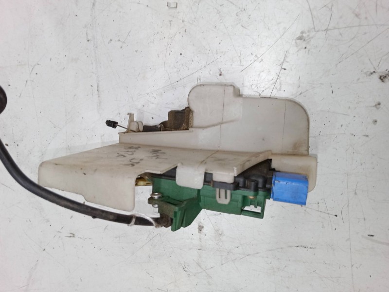 Recambio de cerradura puerta delantera izquierda para volkswagen polo (9n_, 9a_) 1.4 16v referencia OEM IAM   