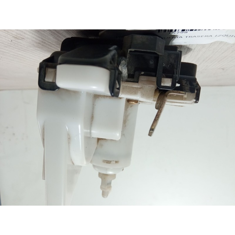 Recambio de cerradura puerta trasera izquierda para volkswagen polo (6n2) 1.4 referencia OEM IAM ZSB6N4839015C  