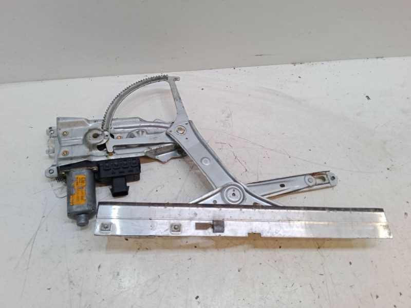 Recambio de elevalunas delantero izquierdo para opel astra g hatchback (t98) 1.6 16v (f08, f48) referencia OEM IAM   