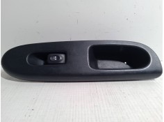 Recambio de mando elevalunas delantero derecho para renault clio ii (bb_, cb_) 1.4 16v (b/cb0p, bb13) referencia OEM IAM   