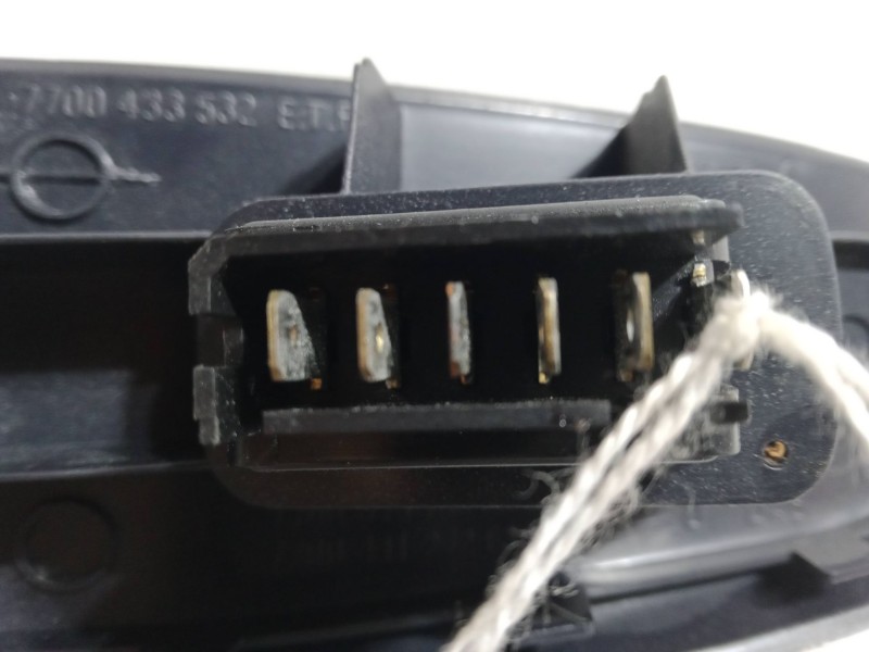 Recambio de mando elevalunas delantero derecho para renault clio ii (bb_, cb_) 1.4 16v (b/cb0p, bb13) referencia OEM IAM   