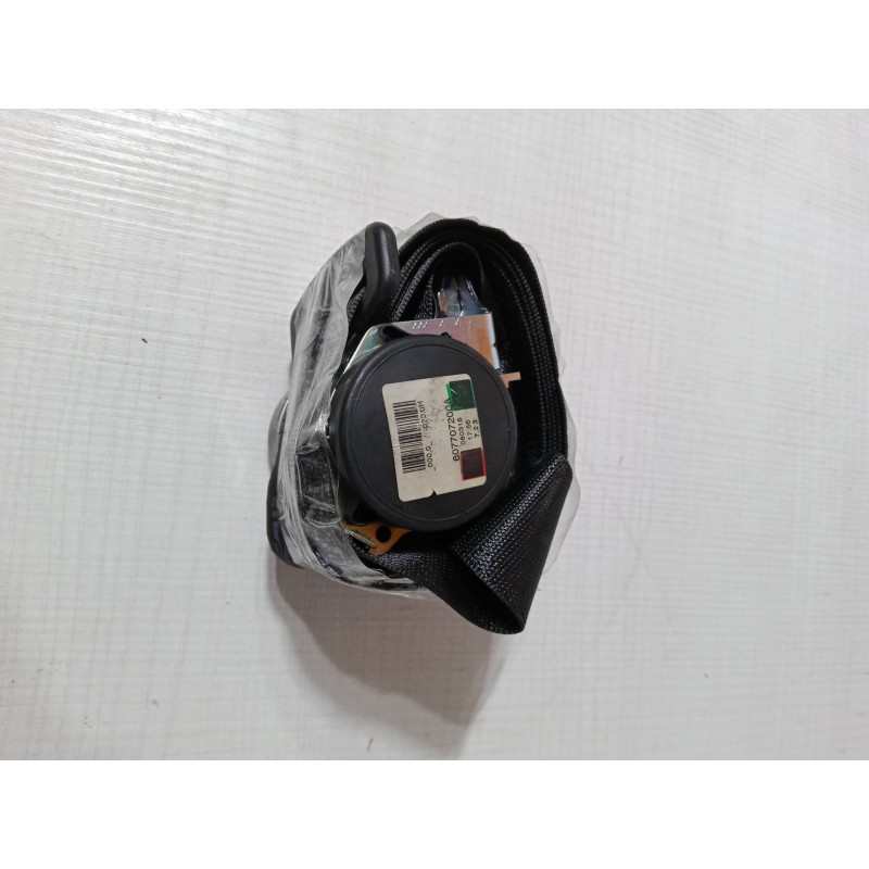 Recambio de cinturon con pretensor trasero central para fiat grande punto van (199_) 1.3 jtd multijet (199cxc1a) referencia OEM 
