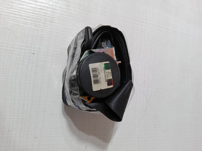 Recambio de cinturon con pretensor trasero central para fiat grande punto van (199_) 1.3 jtd multijet (199cxc1a) referencia OEM 