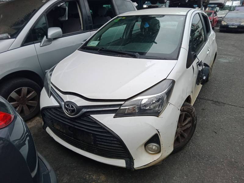 TOYOTA YARIS (_P13_)