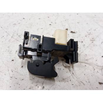 MANDO ELEVALUNAS DELANTERO DERECHO 8292S4D 