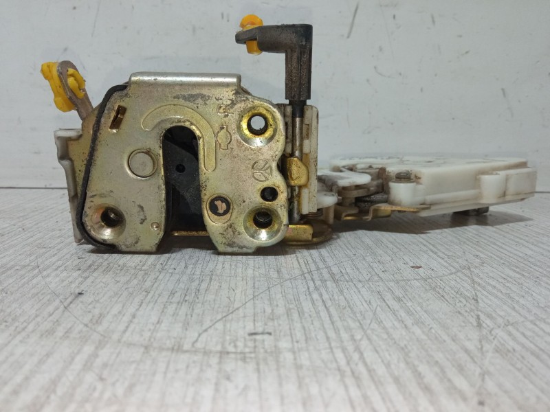 Recambio de cerradura puerta delantera derecha para nissan micra ii (k11) 1.0 i 16v referencia OEM IAM 8055291L66   Recambio de cerradura puerta delantera derecha para nissan micra ii (k11) 1.0 i 16v referencia OEM IAM 8055291L66