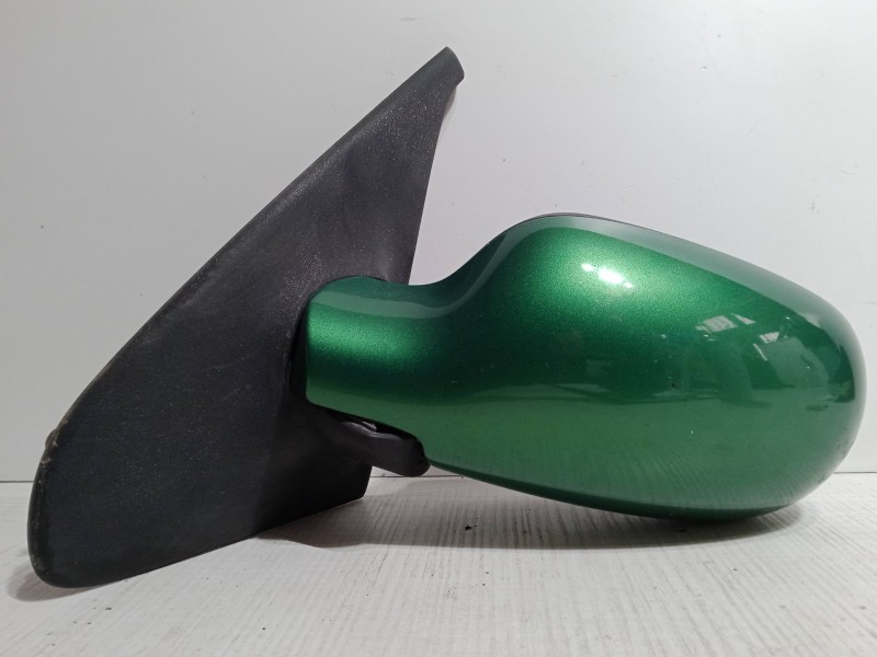 Recambio de retrovisor izquierdo para renault clio ii (bb_, cb_) 1.4 16v (b/cb0p, bb13) referencia OEM IAM   