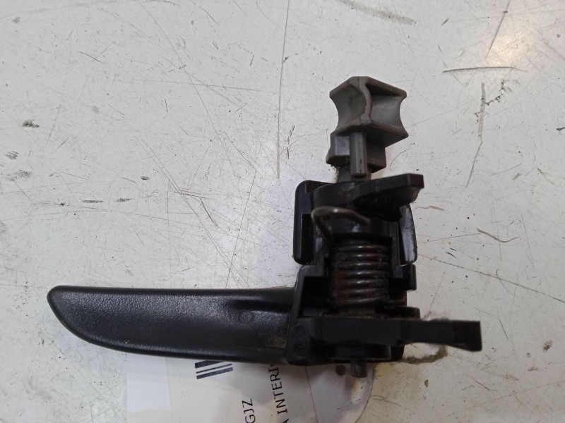 Recambio de maneta interior puerta delantera izquierda para mazda 5 (cr19) 1.8 (cr19) referencia OEM IAM    Recambio de maneta interior puerta delantera izquierda para mazda 5 (cr19) 1.8 (cr19) referencia OEM IAM