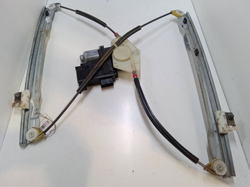 Recambio de elevalunas electrico delantero derecho para citroën c4 grand picasso i (ua_) 2.0 hdi 150 referencia OEM IAM 96740326