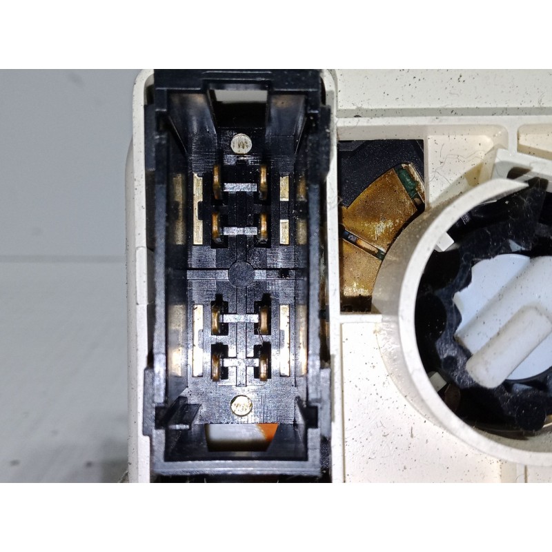 Recambio de mando calefaccion / a/a para renault clio ii (bb_, cb_) 1.4 16v (b/cb0p, bb13) referencia OEM IAM VST654982E  692700