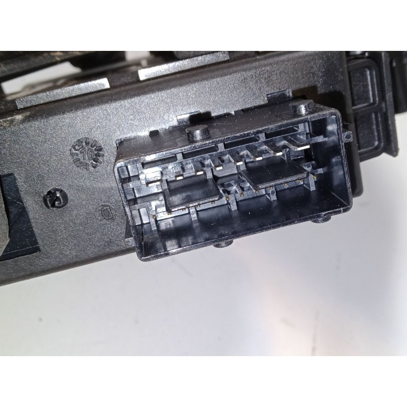 Recambio de elevalunas electrico delantero derecho para citroën c4 grand picasso i (ua_) 2.0 hdi 150 referencia OEM IAM 96740326