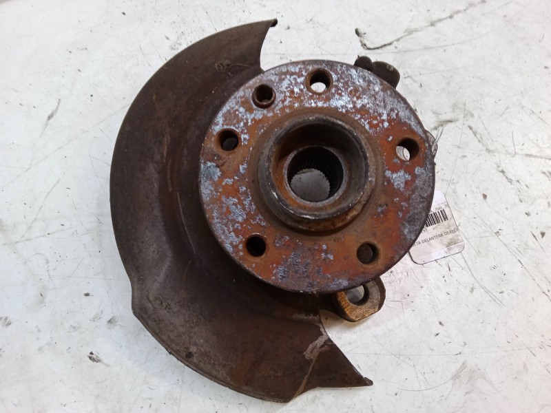 Recambio de mangueta delantera derecha para volkswagen transporter t4 furgoneta (70a, 70h, 7da, 7dh) 1.9 td referencia OEM IAM   Recambio de mangueta delantera derecha para volkswagen transporter t4 furgoneta (70a, 70h, 7da, 7dh) 1.9 td referencia OEM IAM