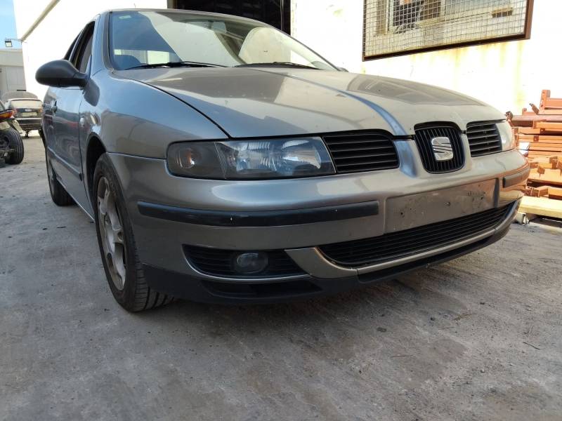 SEAT LEON (1M1)
