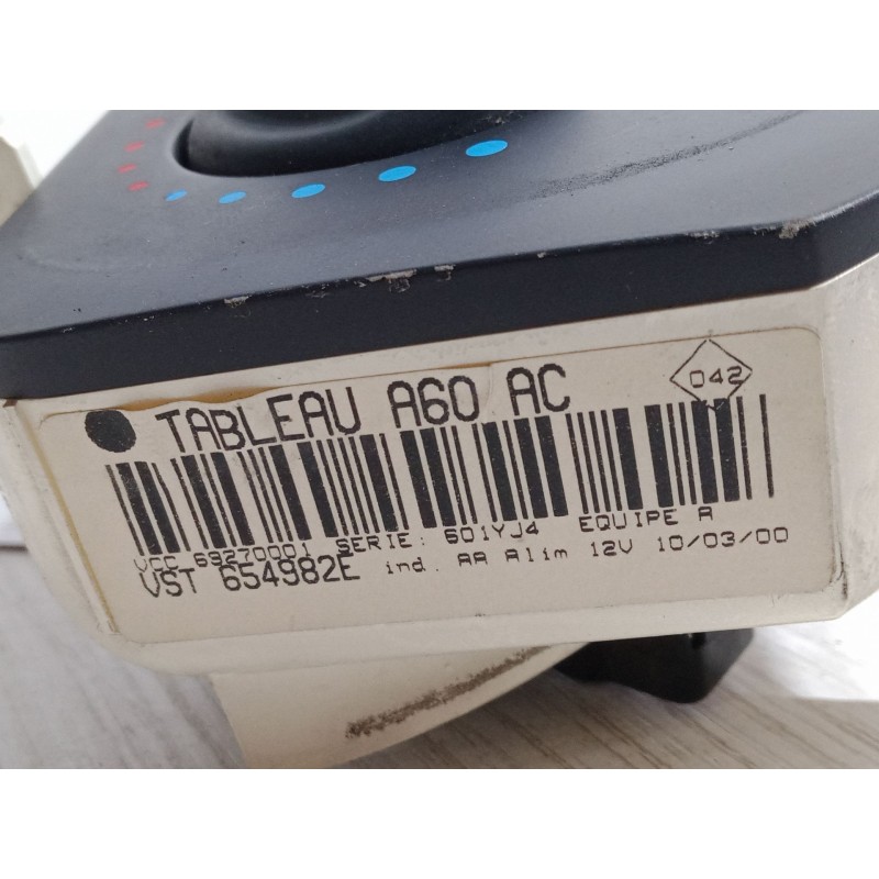 Recambio de mando calefaccion / a/a para renault clio ii (bb_, cb_) 1.4 16v (b/cb0p, bb13) referencia OEM IAM VST654982E  692700