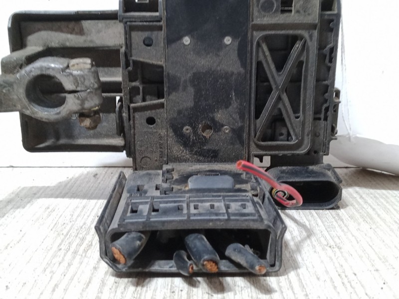 Recambio de caja reles / fusibles para volkswagen golf iv (1j1) 1.6 referencia OEM IAM 1J0937549  