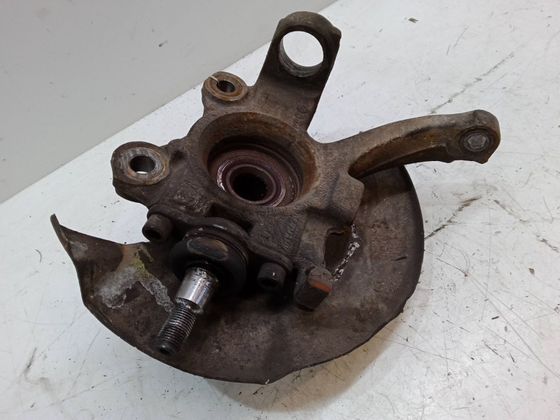 Recambio de mangueta delantera derecha para volkswagen transporter t4 furgoneta (70a, 70h, 7da, 7dh) 1.9 td referencia OEM IAM   Recambio de mangueta delantera derecha para volkswagen transporter t4 furgoneta (70a, 70h, 7da, 7dh) 1.9 td referencia OEM IAM