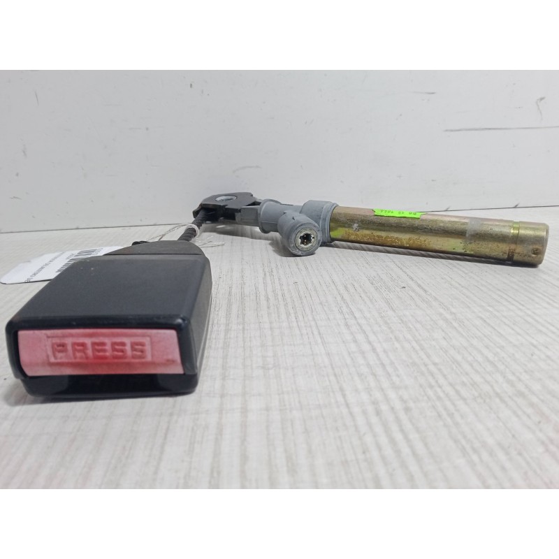 Recambio de anclaje con pretensor delantero derecho para renault clio ii (bb_, cb_) 1.4 16v (b/cb0p, bb13) referencia OEM IAM 55