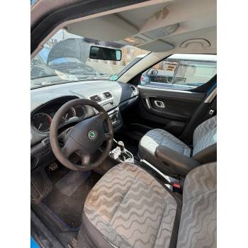 SKODA ROOMSTER (5J7)