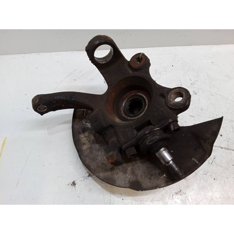Recambio de mangueta delantera izquierda para volkswagen transporter t4 furgoneta (70a, 70h, 7da, 7dh) 1.9 td referencia OEM IAM Recambio de mangueta delantera izquierda para volkswagen transporter t4 furgoneta (70a, 70h, 7da, 7dh) 1.9 td referencia OEM IAM